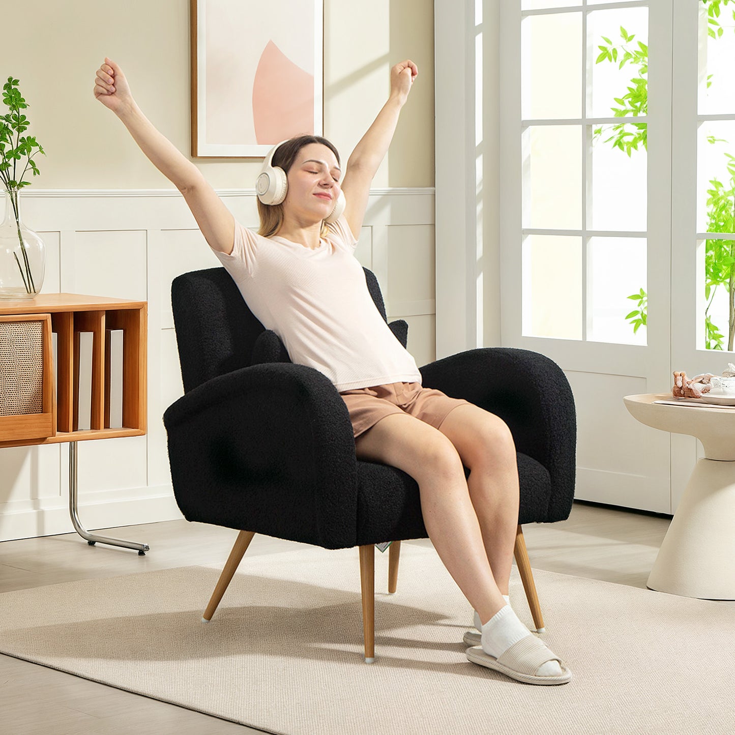 Teddy Fleece Accent Chair - Black