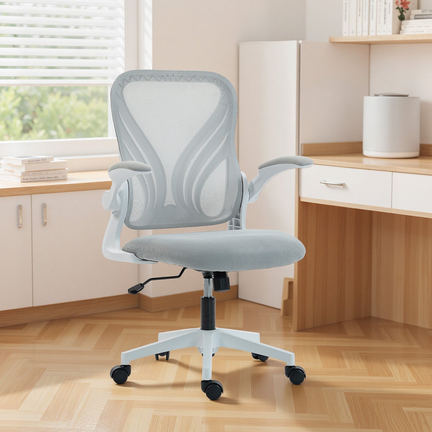 Mesh Office Chair with Foldable Backrest - Light Grey