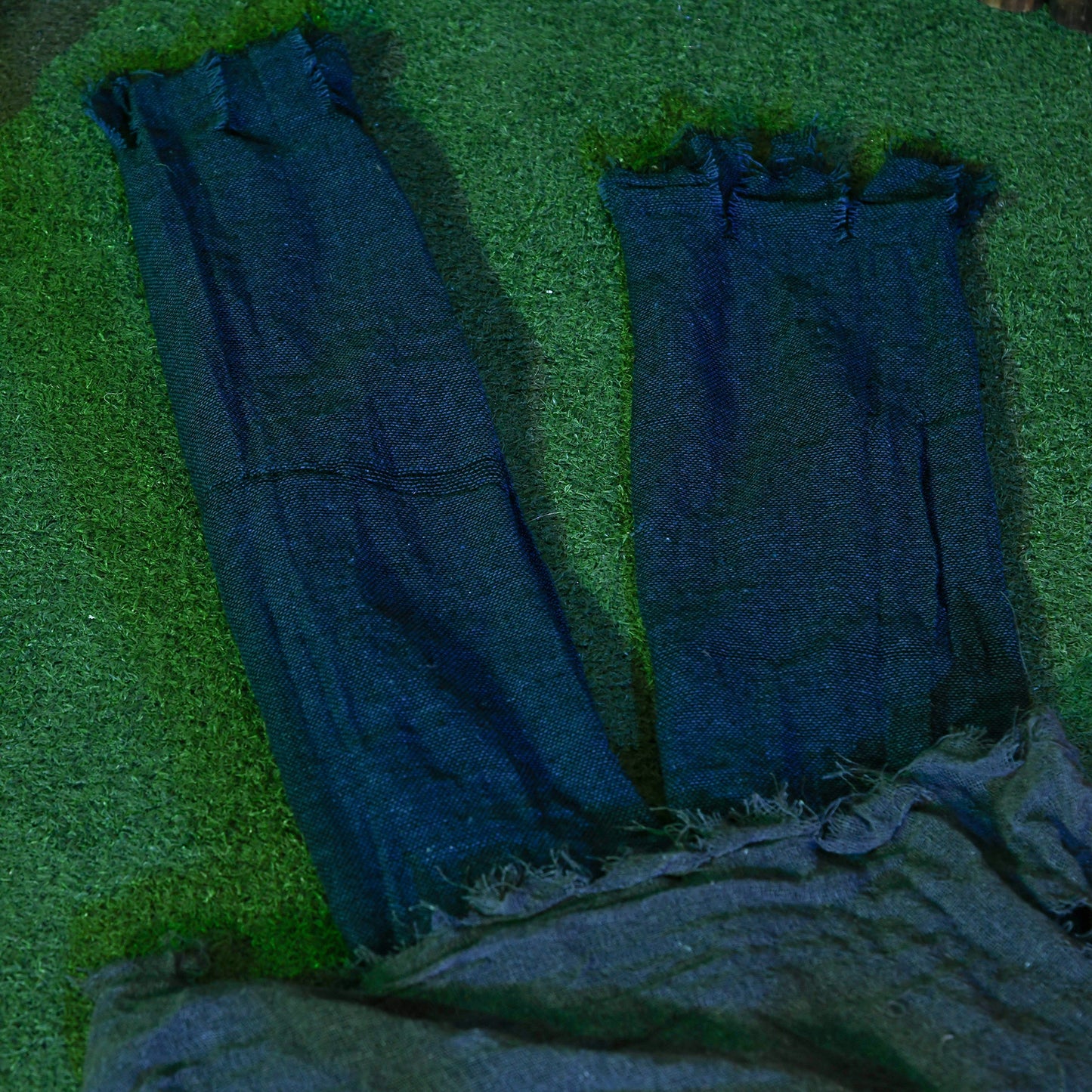 Life Size Outdoor Halloween Decoration Crawling Zombie, Animated Prop Decor with Sound and Motion Activated, Light Up Eyes, Howling Sound, Posable Arms