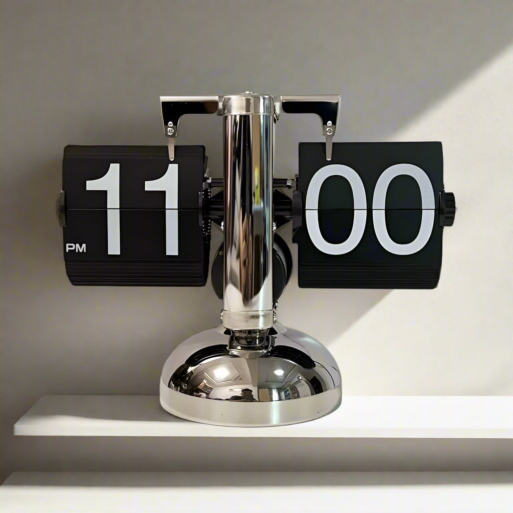 Retro Vintage Style Old School Auto Flip Digital Operated Quartz Clock Internal Gear Operated, Black / White