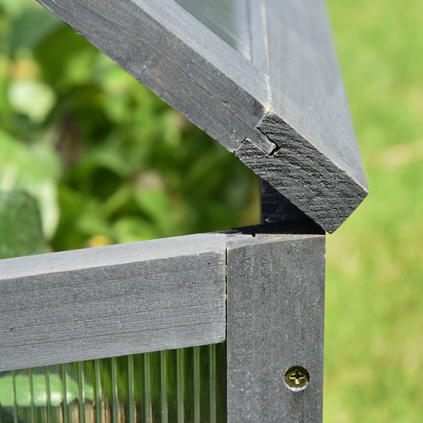 Outsunny Wooden Framed Polycarbonate Cold Frame Greenhouse for Plants Outdoor with Openable & Tilted Top Cover, PC Board, Brown, 100 x 65 x 40cm
