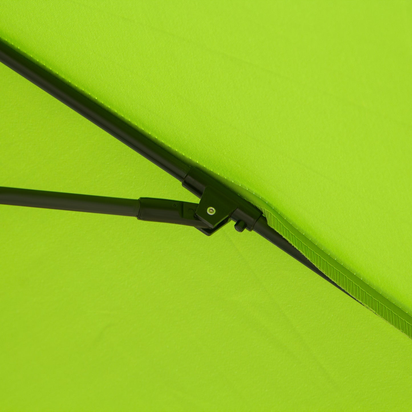 Outsunny 2.7M Patio Parasol Sun Umbrella, Tilt Shade Shelter Canopy with Crank 8 Ribs Aluminium Frame, Light Green