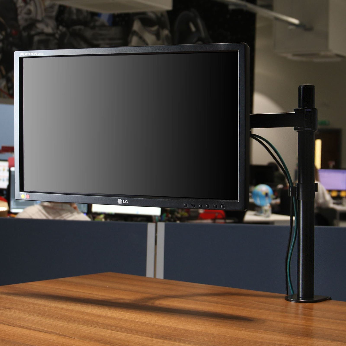 Maison & White Single Arm Monitor Bracket | VESA 13"-27" Up to 9kg | 360° Rotation 180° Tilt Swivel | 45cm Height 43.5cm Arm Extension | Cable Management | All Fixings Included | 2-Year Warranty