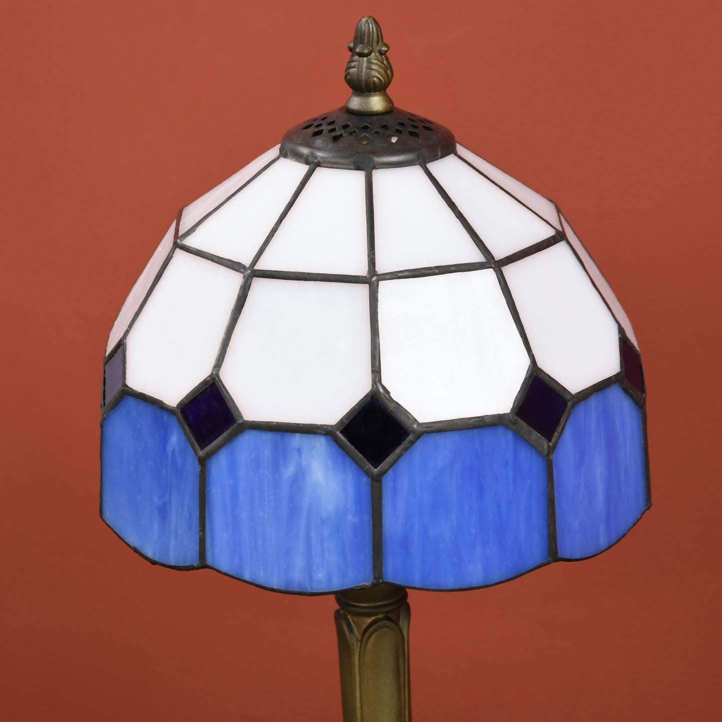 Handmade Stained Glass Table Lamp, Antique Style Bedside Lamp for Bedroom, Living room, Home, Nightstand, Decorative Night Light, Blue