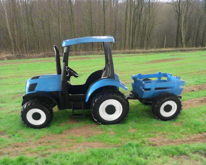 New Holland Kids Official Exclusive 24V Electric Blue Tractor and Trailer (Trailer Included)