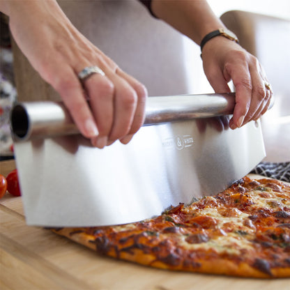 Maison & White Rocking Pizza Cutter Blade | Stainless Steel | 35x12x2.5cm | Protective Cover | Dishwasher Safe | Sharpenable | 2-Year Guarantee