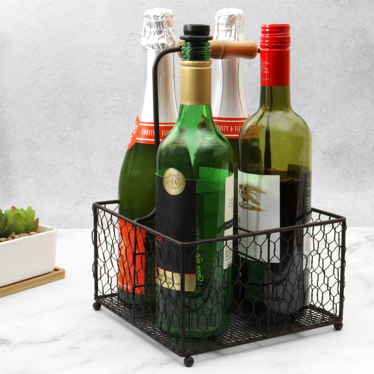 Maison & White 4-Bottle Holder with Aged Wooden Handle | Powder-Coated Steel Wire | Vintage Style | 4 Compartments | 20x20x30cm | Condiments Wine Sauces | Kitchen Dining Table Organiser