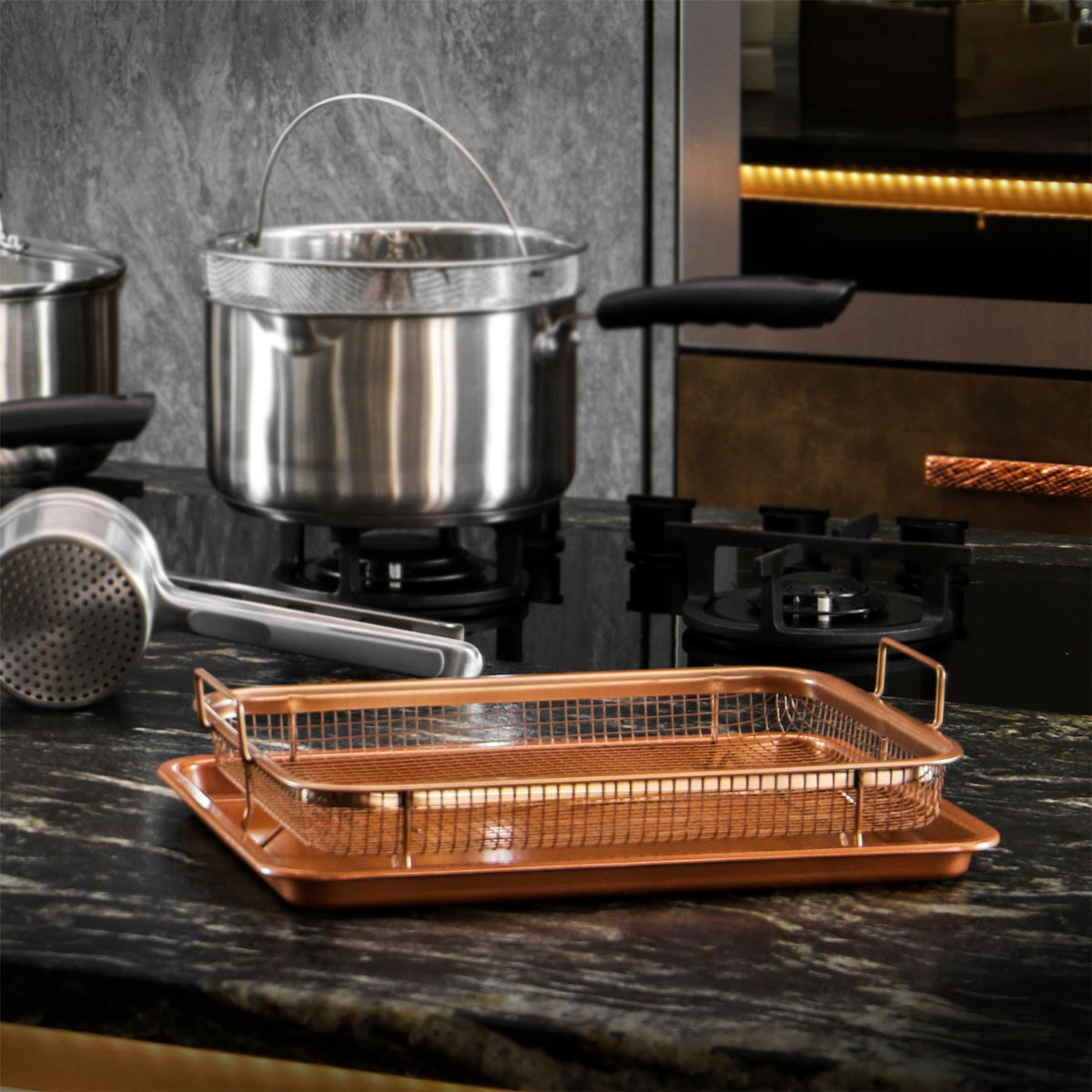 Maison & White Copper Crisping Basket & Baking Tray | Steel Mesh 360° Heat Circulation | Non-Stick | 32x22.5x8cm | Chicken Fries Dippers | No Turning Required | Oven Safe | 2-Year Warranty