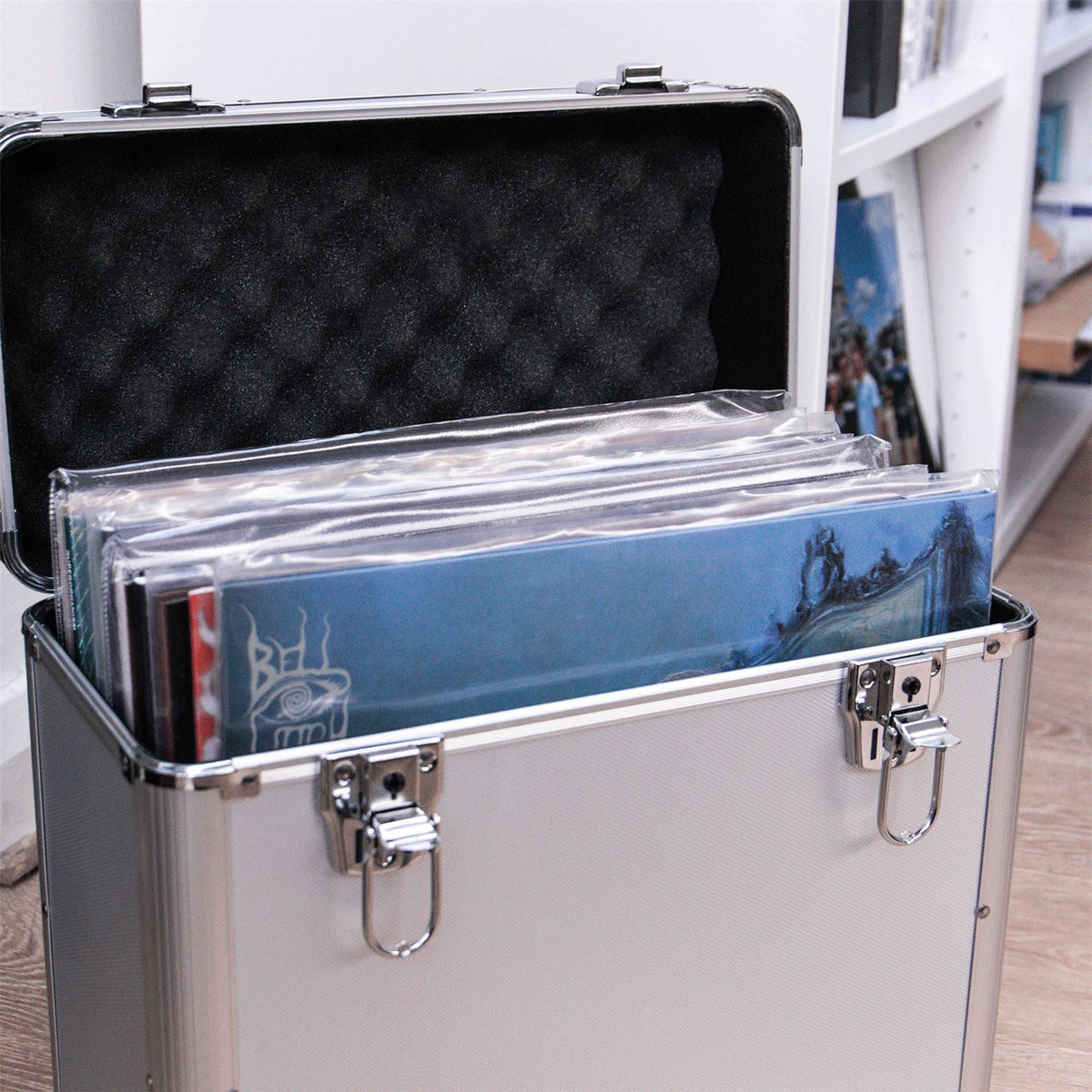 Maison & White Vinyl LP Record Storage Case | Holds Up to 50 × 12-Inch Records | Silver Aluminium, Foam Lining & Twin Lockable Latches | 2-Year Warranty
