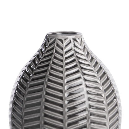 Maison & White Set of 2 Grey & White Ceramic Leaf-Inspired Vases | Small 13.7cm & Large 14.5cm | Real or Artificial Flowers | Monochrome Home Decor | Gift | 2-Year Warranty