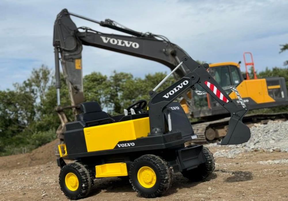 Kids Official Licensed Volvo Electric Digger Ride On Excavator