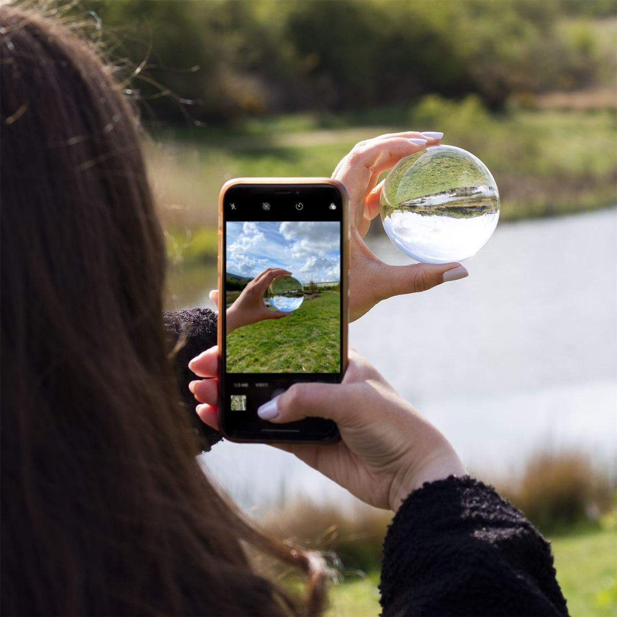 Maison & White K9 Clear Crystal Photography Ball | 80mm Glass Lensball | Stand, Cleaning Cloth, Pouch & Gift Box