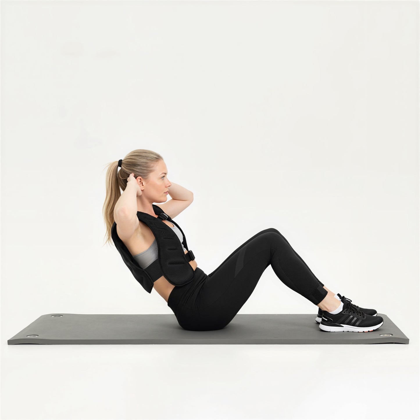 SPORTNOW Weighted Vest, 8 kg Weight Vest with Adjustable Straps, Reflective Strips, Black