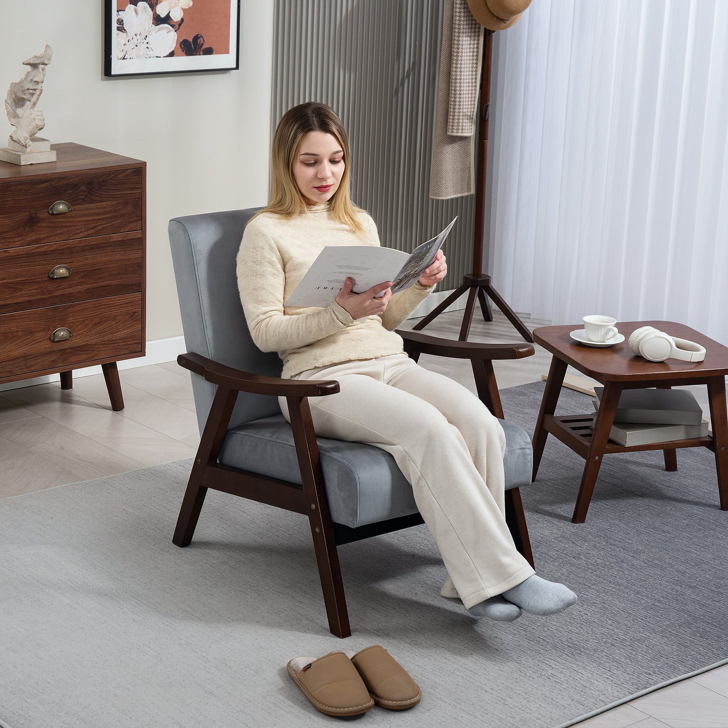 Retro Vintage Style Nordic Accent Chair, Upholstered Velvet Armchair with Solid Wood Frame and Soft Thick Padded for Living Room, Bedroom