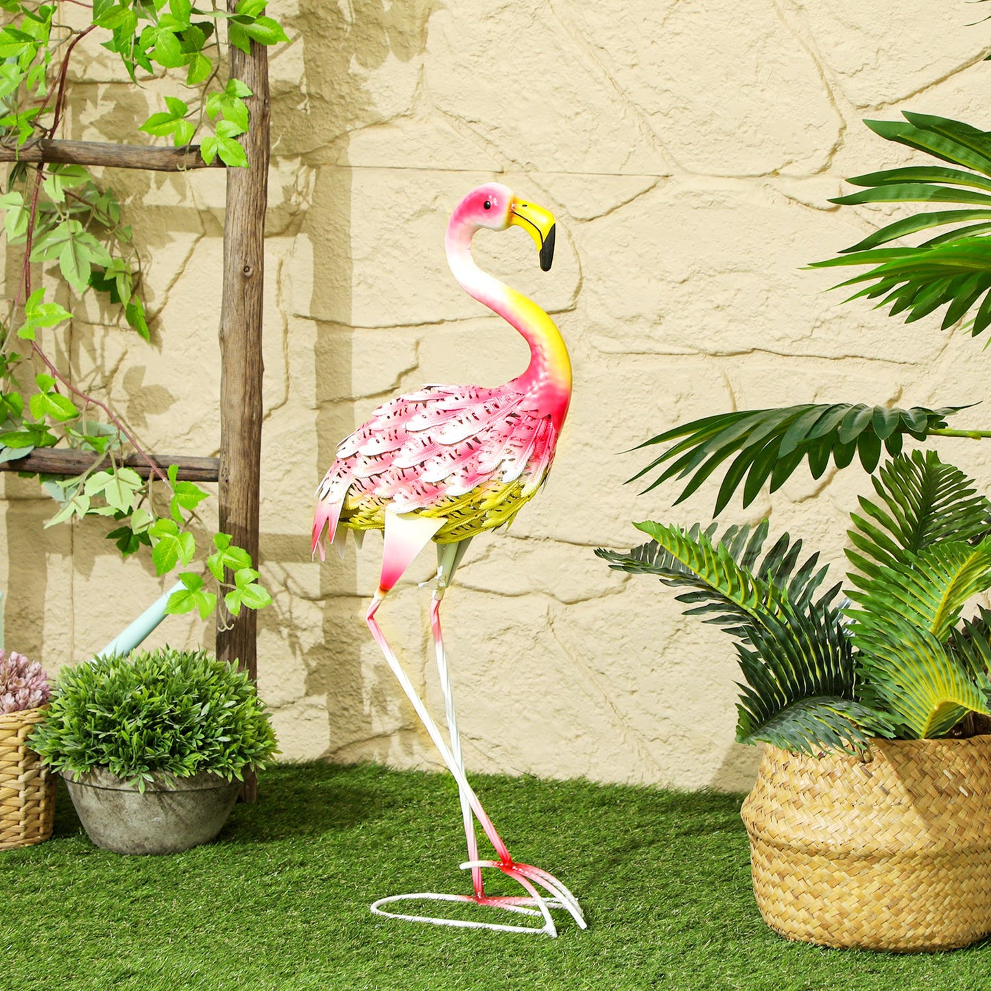 Flamingo Garden Statue Ornament, Metal Bird Art Outdoor Statue, Standing Sculpture Gift with Ground Stakes for Pond Landscape Decoration, Pink