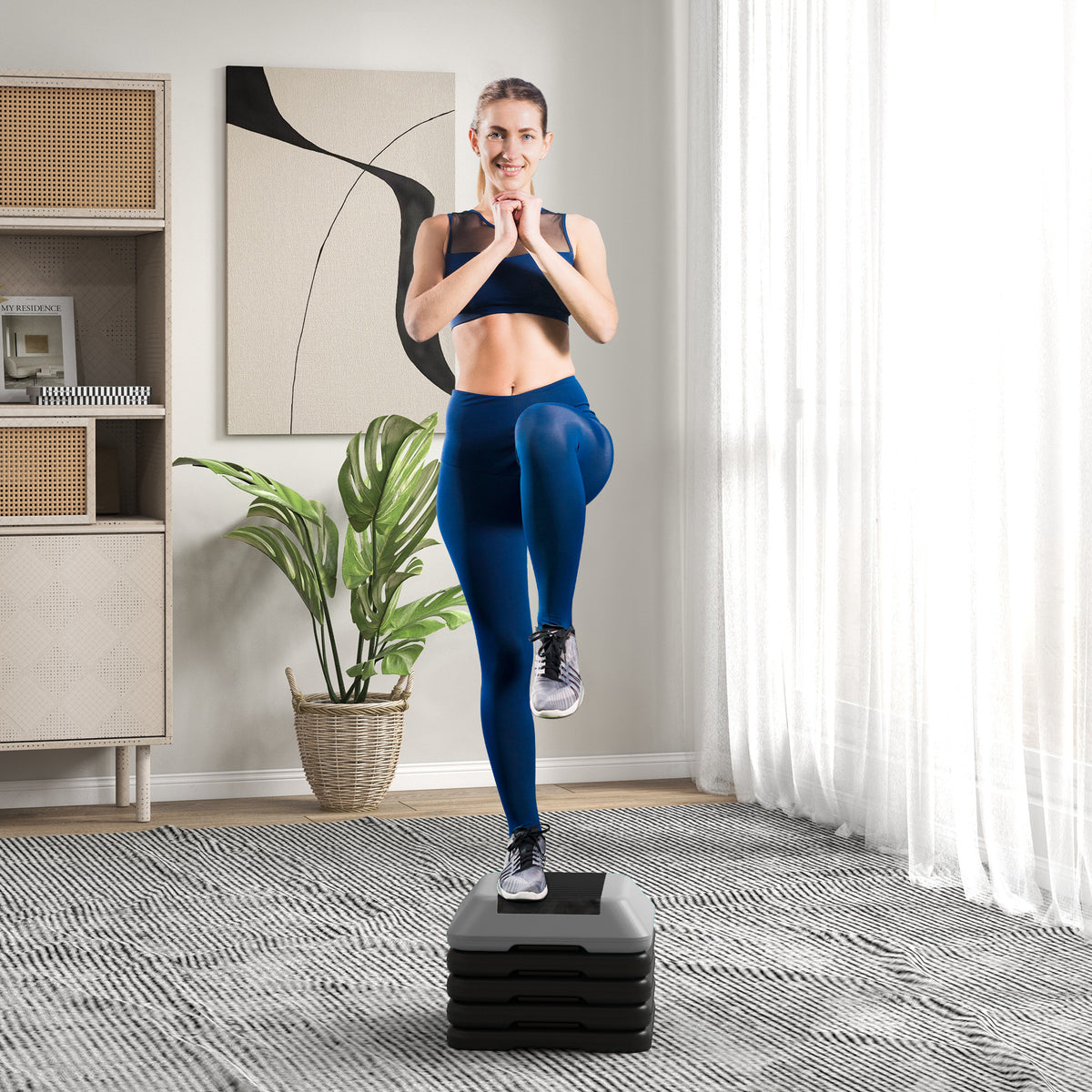 5-Level Height Adjustable Aerobic Step Platform | 10 to 30cm | Non-Slip Surface & Base | 40x40cm Platform | 150kg Capacity | PE Construction | Lightweight & Compact | Grey | For Home Gym Cardio Workouts