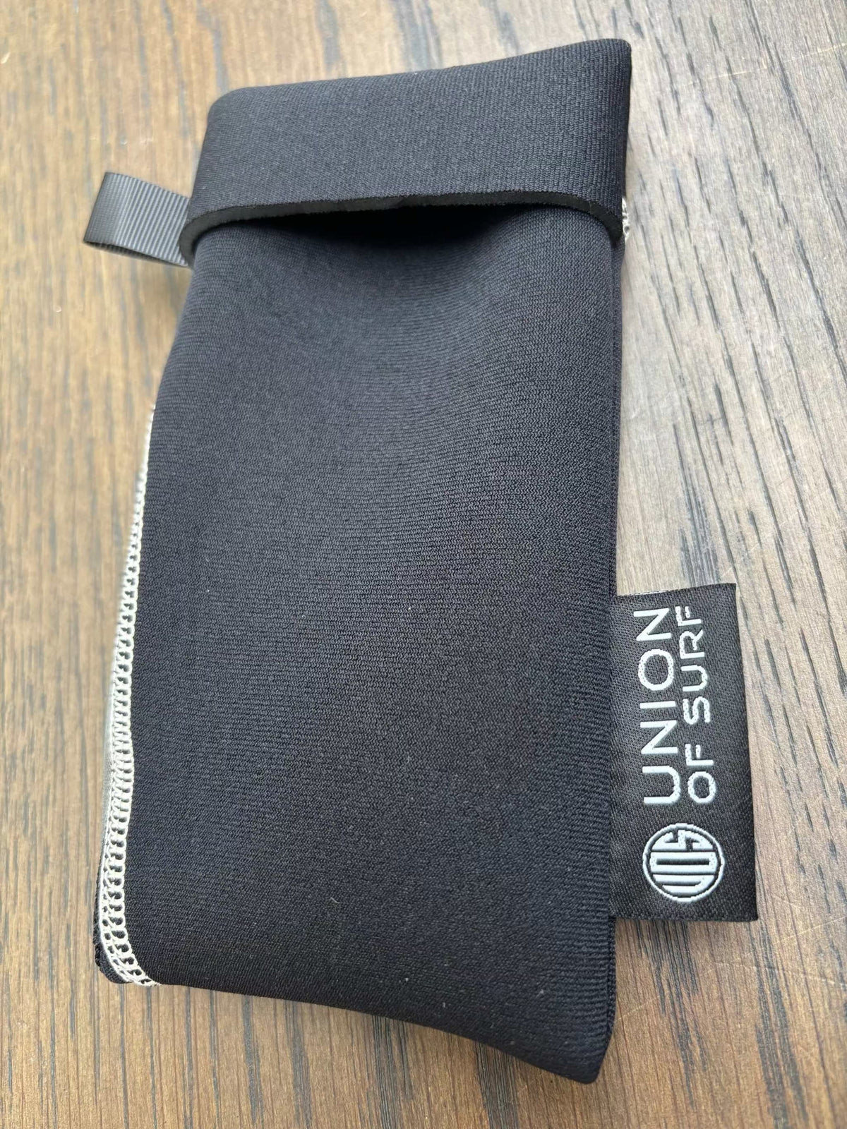 Union Of Surf Soft Sunglasses Pouch | I Used To Be A Wetsuit | Upcycled Neoprene | Shock-Absorbing | Scratch Protection | Lightweight | Unique | Random-Multicolour or Mainly Black