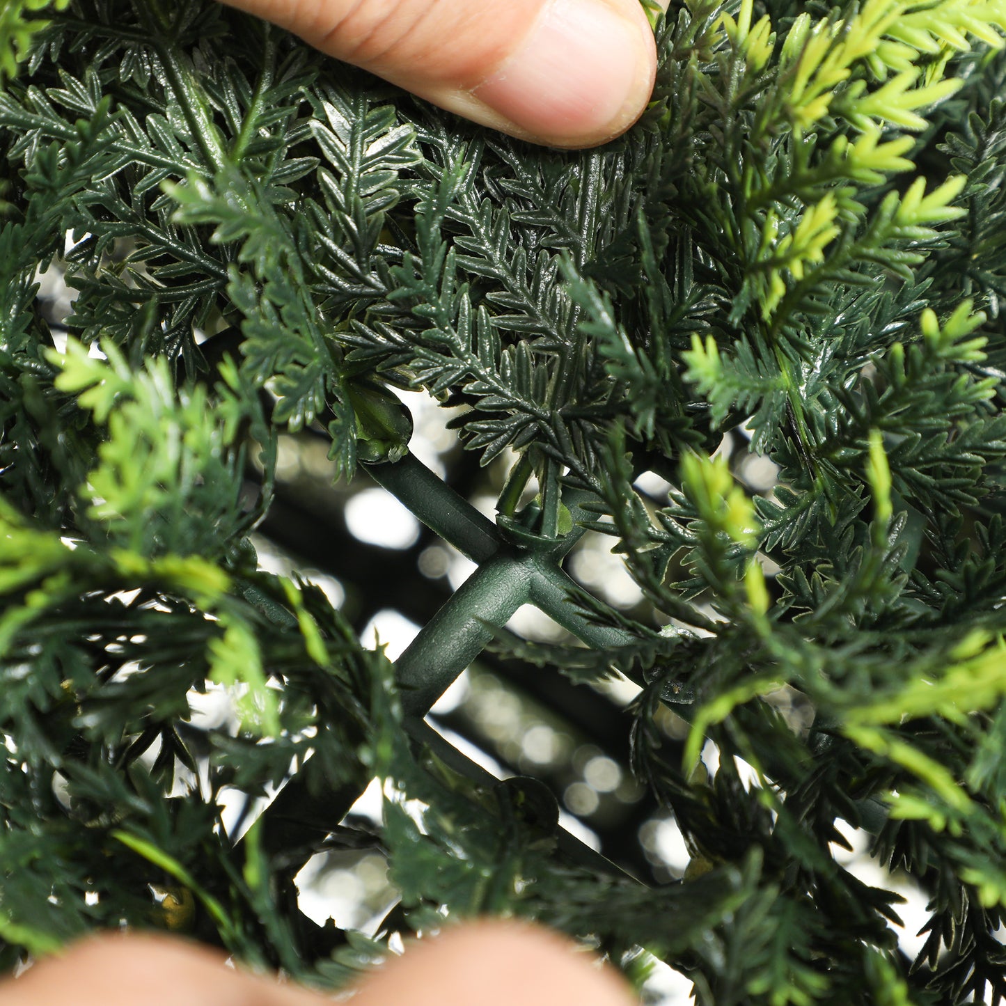 Set of 2 Artificial Plant Topiary Balls, UV-protected Fake Decorative Plants, Faux Plants for Home Indoor Outdoor Decor, 45cm, Green