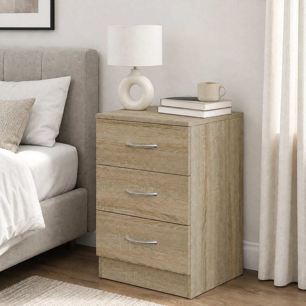 3-Drawer Bedside Table with Aluminium Handles & Wooden Glides | Oak Tone Melamine Finish | Non-Slip Pads | 40x35x58cm | 50kg Capacity | 10kg Per Drawer | Particleboard | Assembly Required