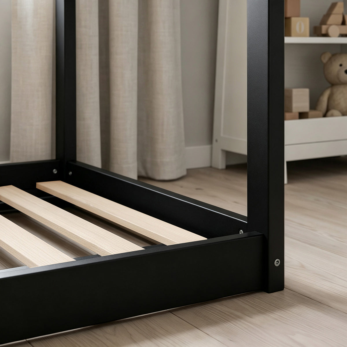 Single House Bed Frame | Pine Wood Kids Bed with Roof Frame, 15 Slats & 120 kg Capacity | 90 x 190 cm Mattress | Black