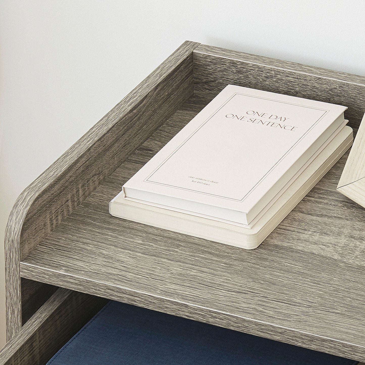 Floating Nightstand Set of 2 Wall Mounted Bedside Table with Storage Drawer for Bedroom, Grey