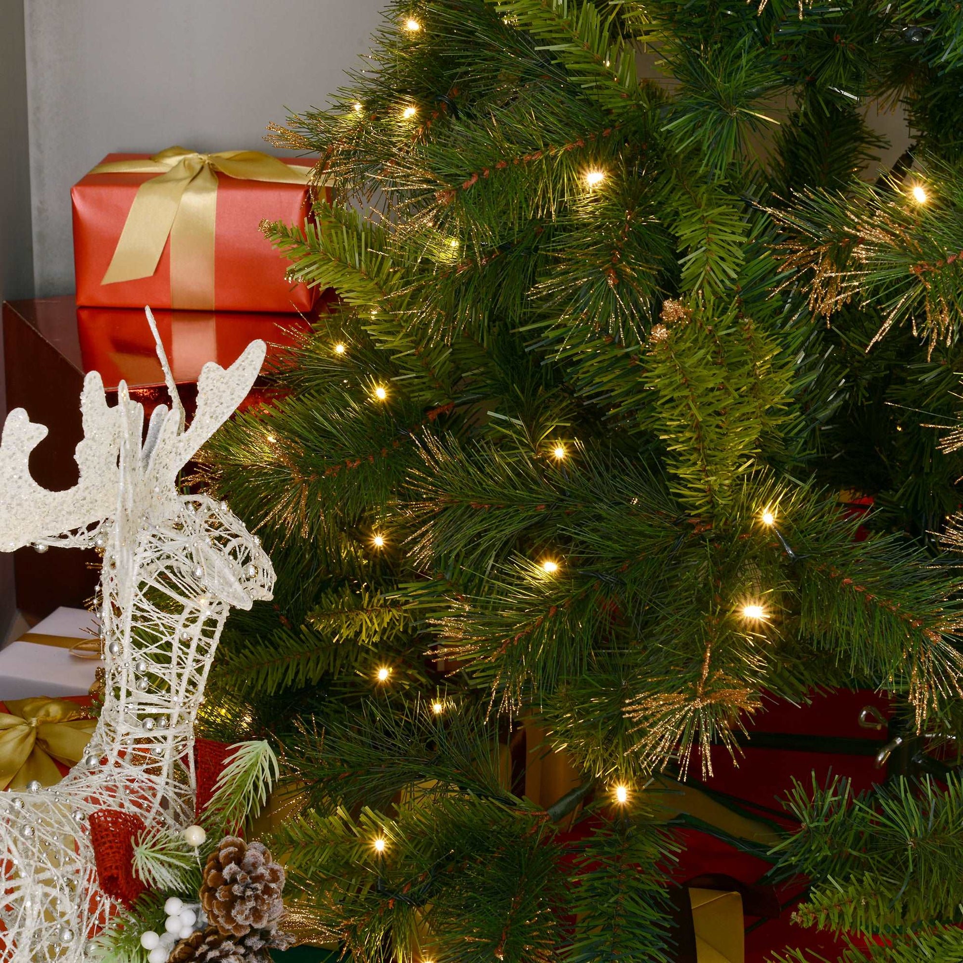 1.5m Pre Lit Christmas Artificial Tree, Metal Stand-Green