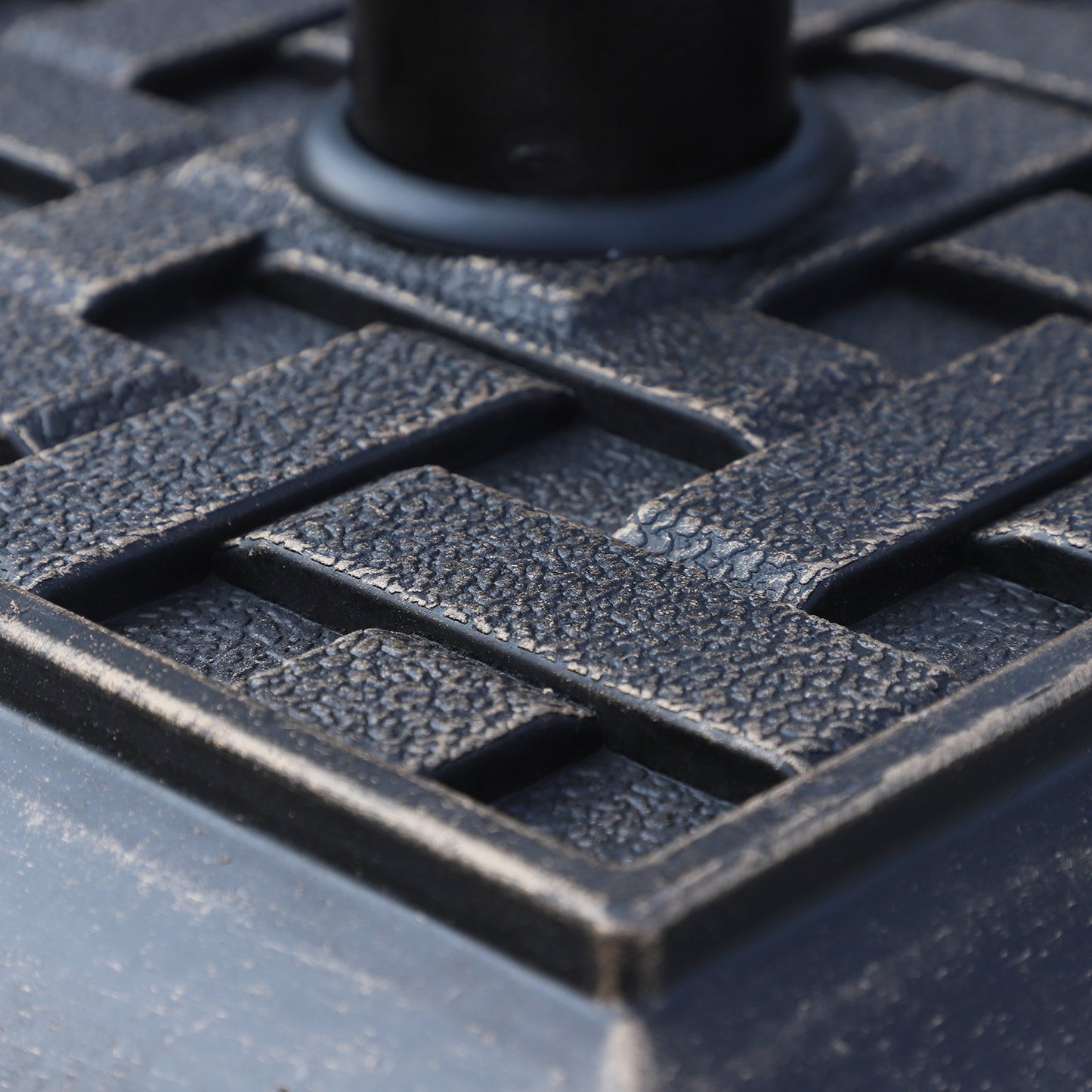 44 cm Square Garden Parasol Stand - Bronze Resin