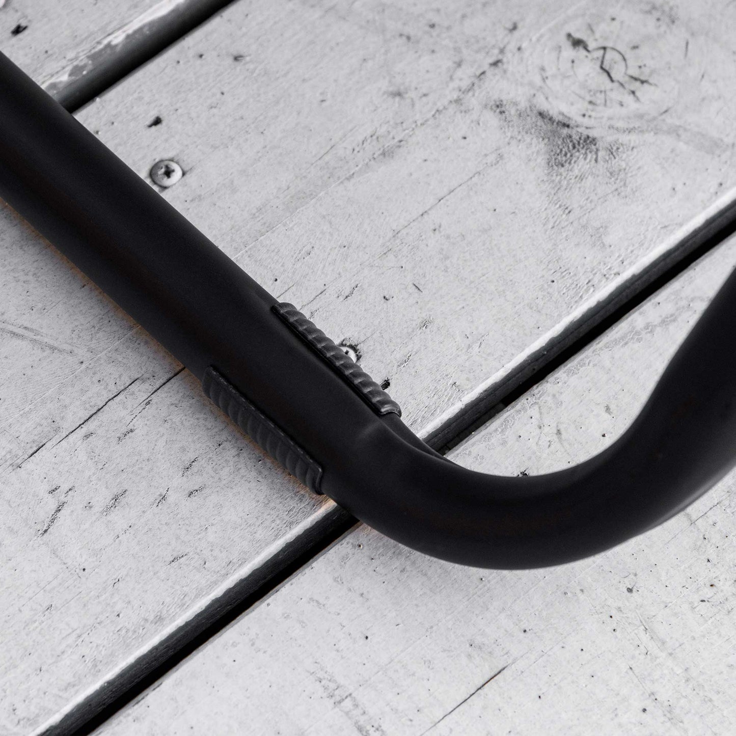 Outsunny Folding Chaise Lounge Chair, Reclining Garden Sun Lounger for Beach, Poolside and Patio, Dark Brown