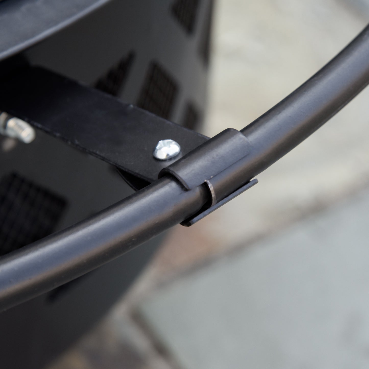 Outsunny 2-in-1 Outdoor Fire Pit with BBQ Grill, Patio Heater Log Wood Charcoal Burner, Firepit Bowl w/Spark Screen Cover, Poker for Backyard Bonfire