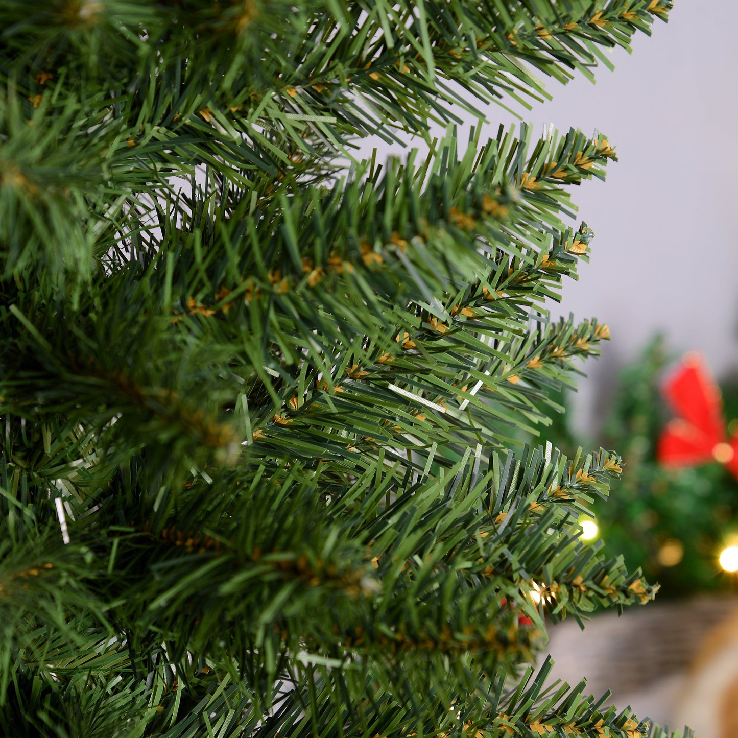 2.1m Artificial Christmas Tree Pine Tree With Plastic Stand-Green
