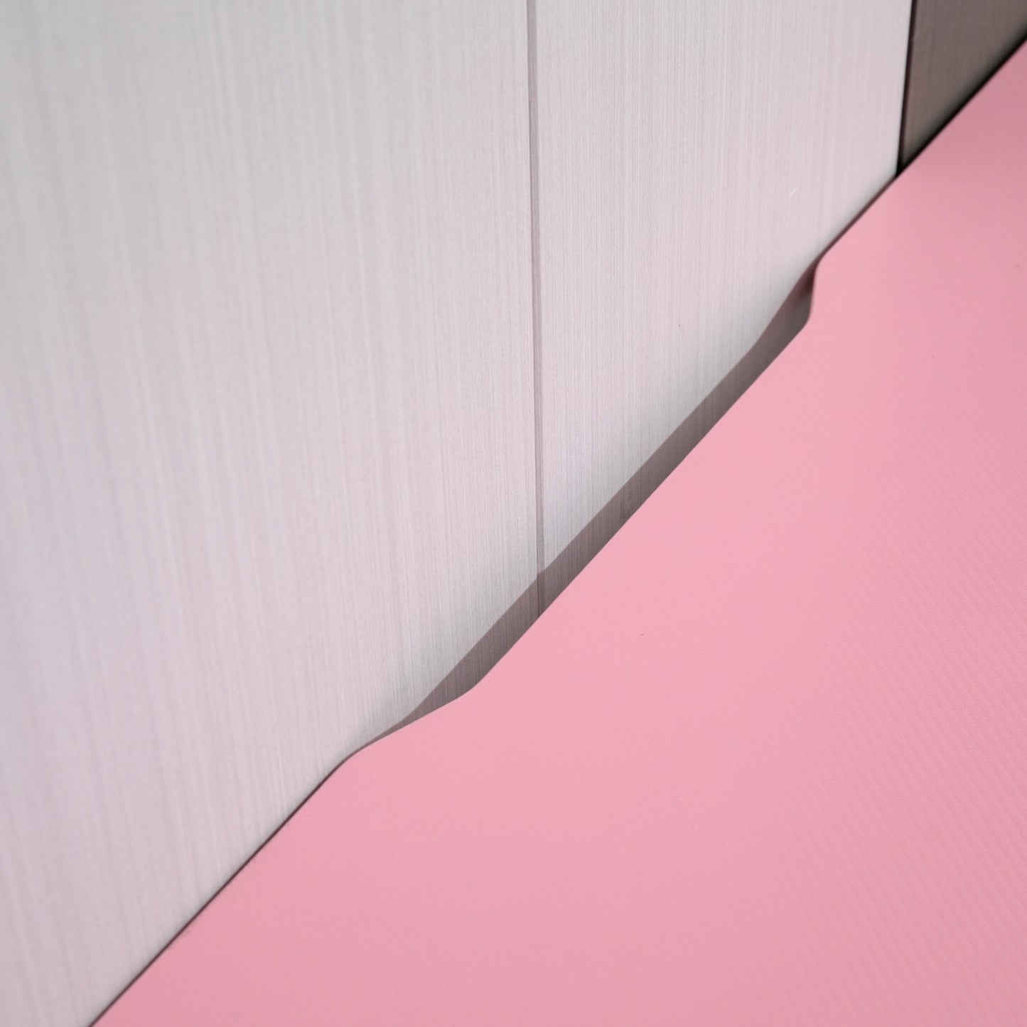 Gaming Desk Racing Style Home Office Ergonomic Computer Table Workstation with RGB LED Lights, Controller Rack & Cable Management, Pink