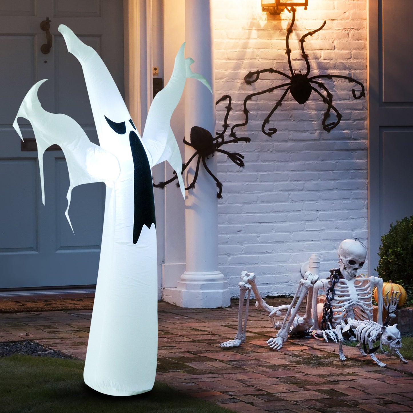 Scary Ghost Inflatable Halloween Scary Ghost Outdoor Decoration with LED Lights 1.2M