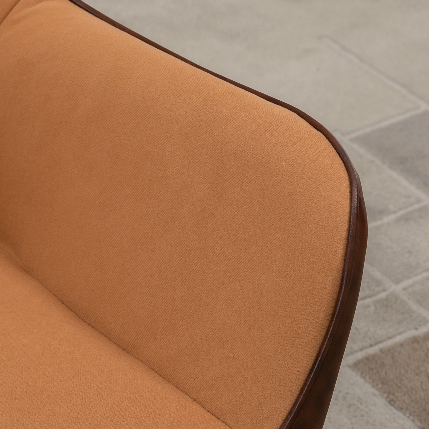 Retro Style Velvet Armchairs, Upholstered Accent Chairs with Golden Steel Legs, Modern Vanity Chairs For Living Room, Bedroom, Set of 2, Light Brown